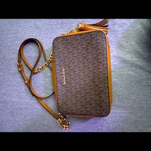 Michael Kors crossbody purse